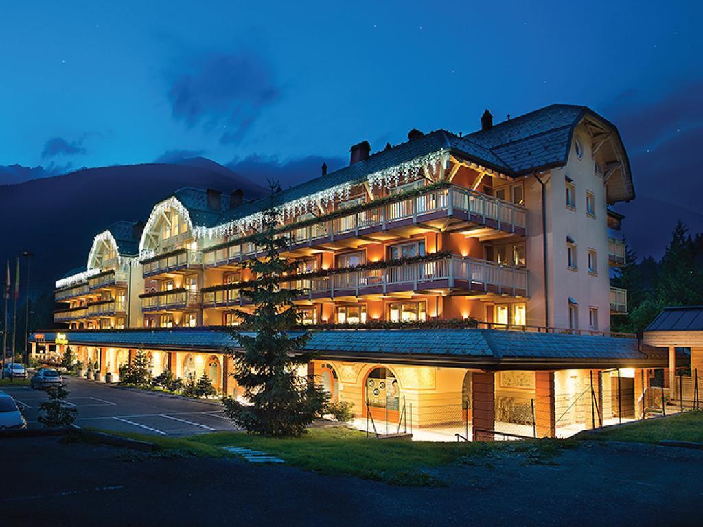 Residence Club Ponte Di Legno Exterior photo